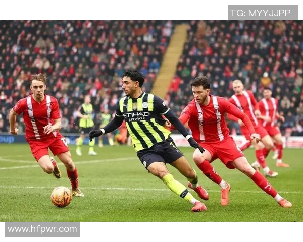 胡桑诺夫加盟曼城后在英超的表现与影响分析 胡桑诺夫加盟曼城后在英超的表现与影响分析