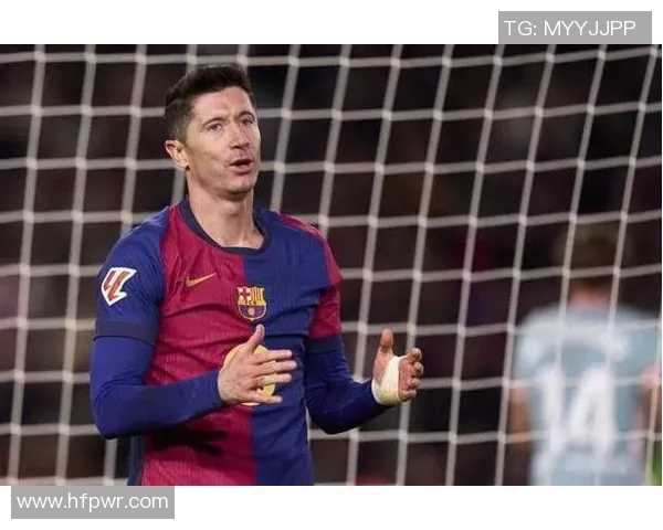 巴萨新引援被曝出轨丑闻,球队管理层陷入尴尬 巴萨新引援被曝出轨丑闻,球队管理层陷入尴尬