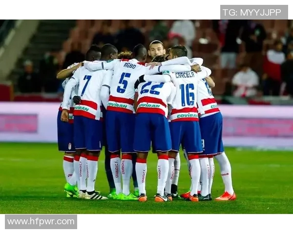 格拉纳达3-0完胜瓦伦西亚，稳居西甲榜首，书写辉煌战绩