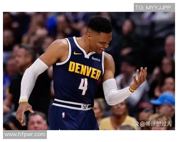 雷霆主场击败鹈鹕,威少再次完成三双 雷霆主场击败鹈鹕,威少再次完成三双